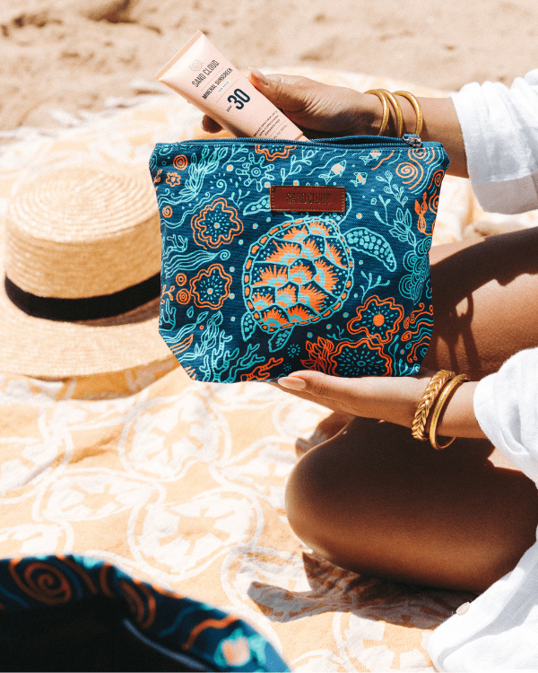 Reef Turtles Zipper Pouch - Image 5