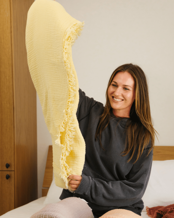 Lara Straw - PARTY BLANKET - Queen - Image 4