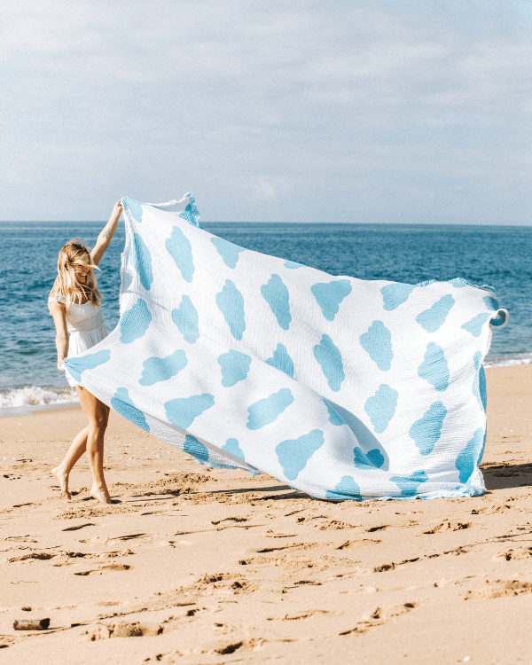 Clouds - PARTY BLANKET - Image 5