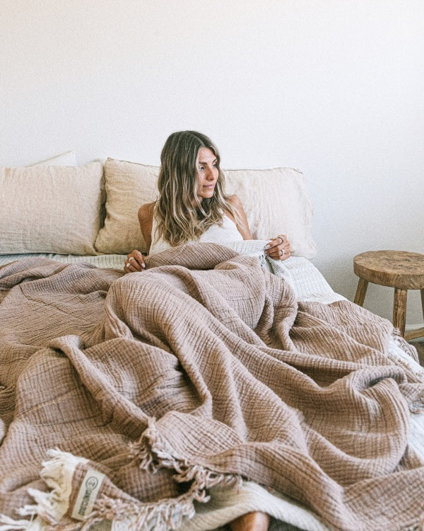 Senna Taupe - PARTY BLANKET - Queen