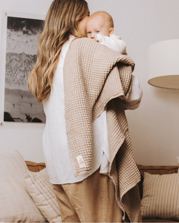 Little Fishies Waffle Blanket - Warm Taupe - Image 4
