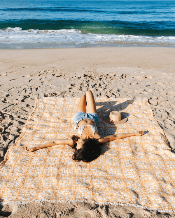 Yarrow - PARTY BLANKET - Image 7