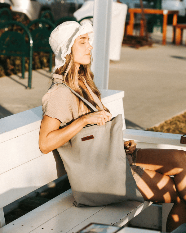 Alternative view of Patnem Beach Everyday Tote Grey