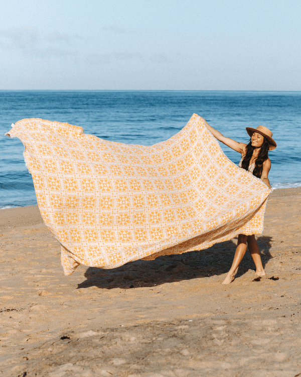 Yarrow - PARTY BLANKET - Image 5