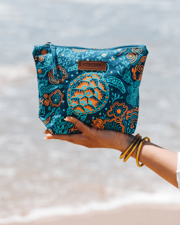 Alternative view of Reef Turtles Zipper Pouch