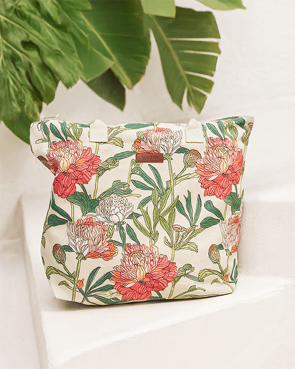 Alternative view of Floral Beach Tote