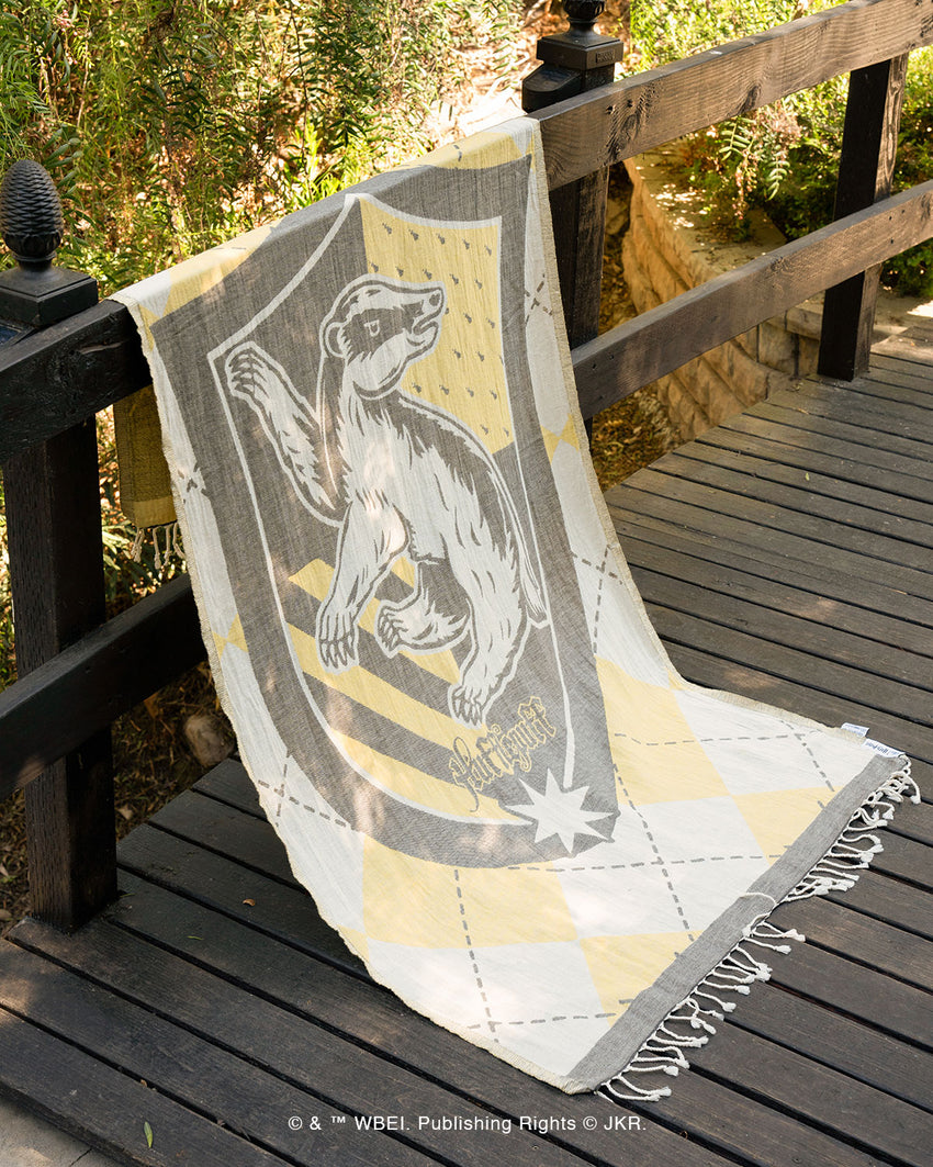 Alternative view of Hufflepuff Towel