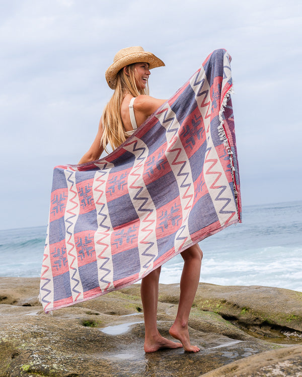 Alternative view of Honor Plaid