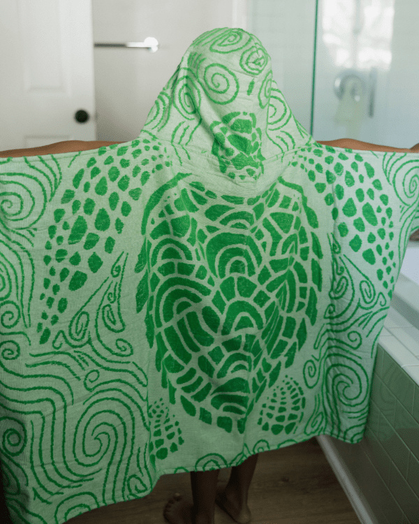 Swirl Turtle Hooded Kids Bath Towel - Image 7