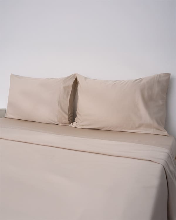 Alternative view of Luxe Sateen Pillowcase Set Beige