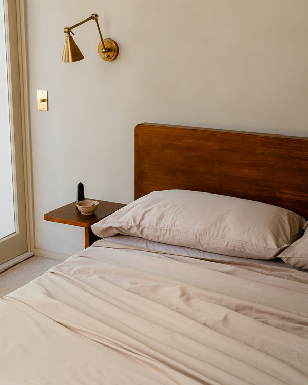 Alternative view of Luxe Sateen Sheet Set Beige