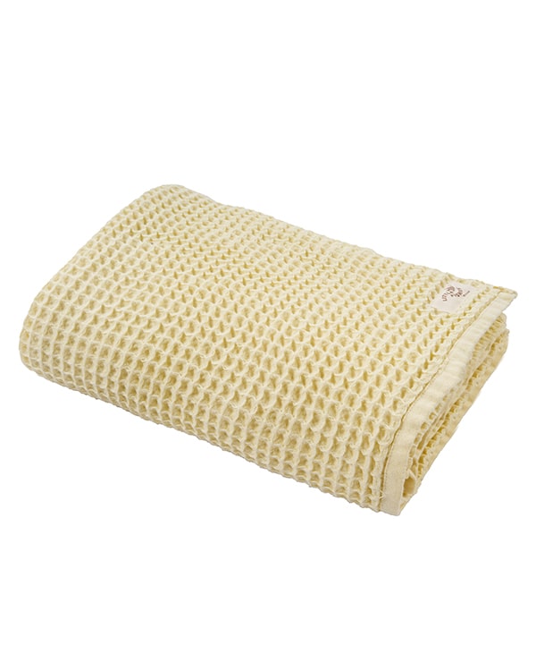 Little Fishies Waffle Blanket - Butter - Image 10