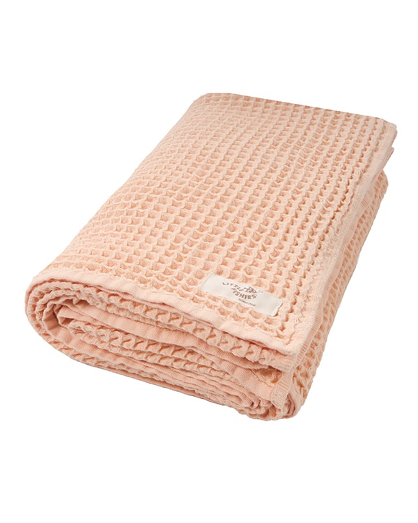 Little Fishies Waffle Blanket - Peach Fuzz - Image 10
