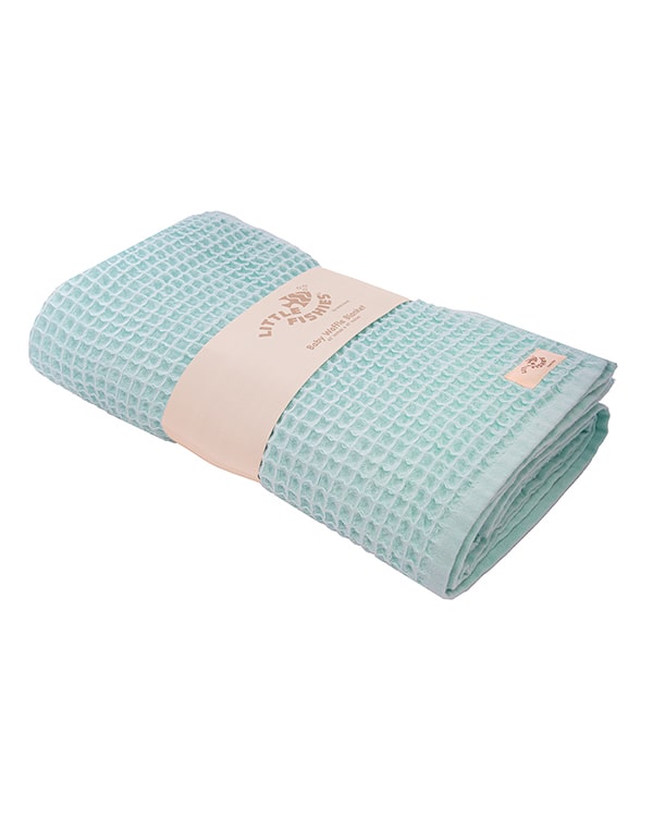 Little Fishies Waffle Blanket - Seafoam - Image 7