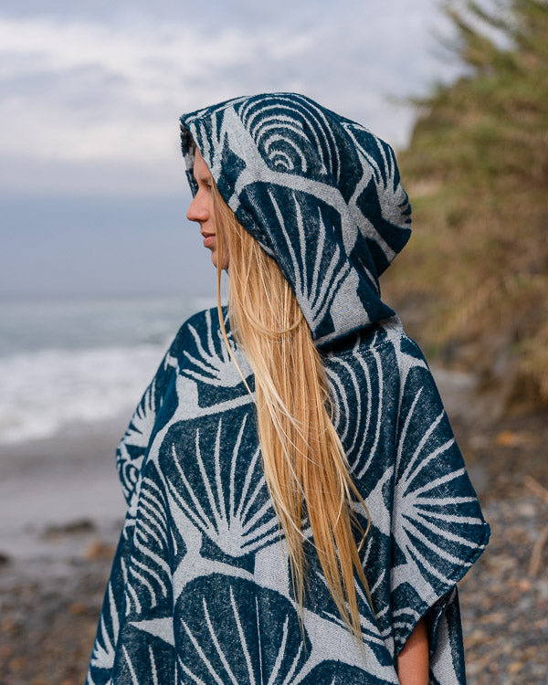 Shells Hooded Poncho - Image 4