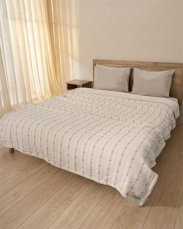 Cozy Texture Plush Blanket - Beige - Image 4