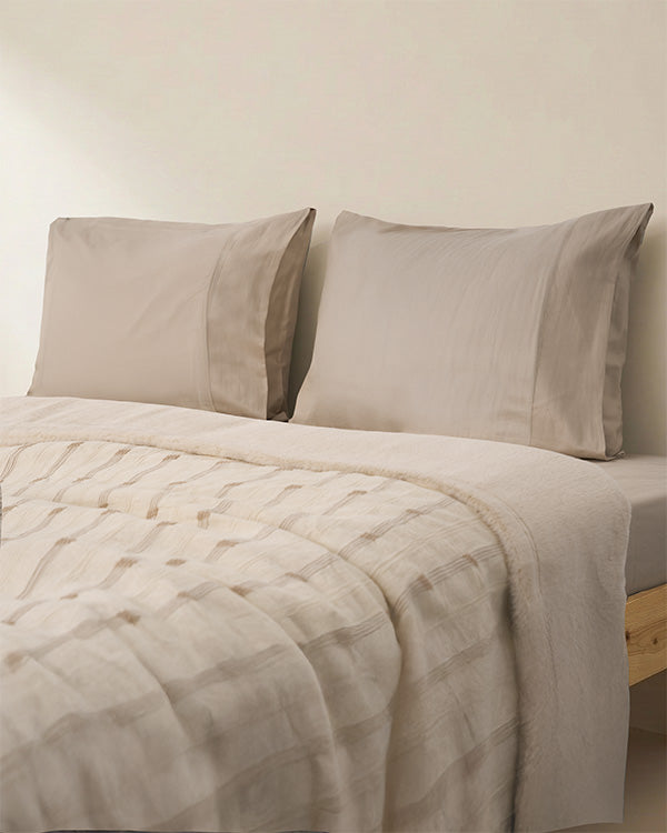 Cozy Texture Plush Blanket - Beige - Image 6