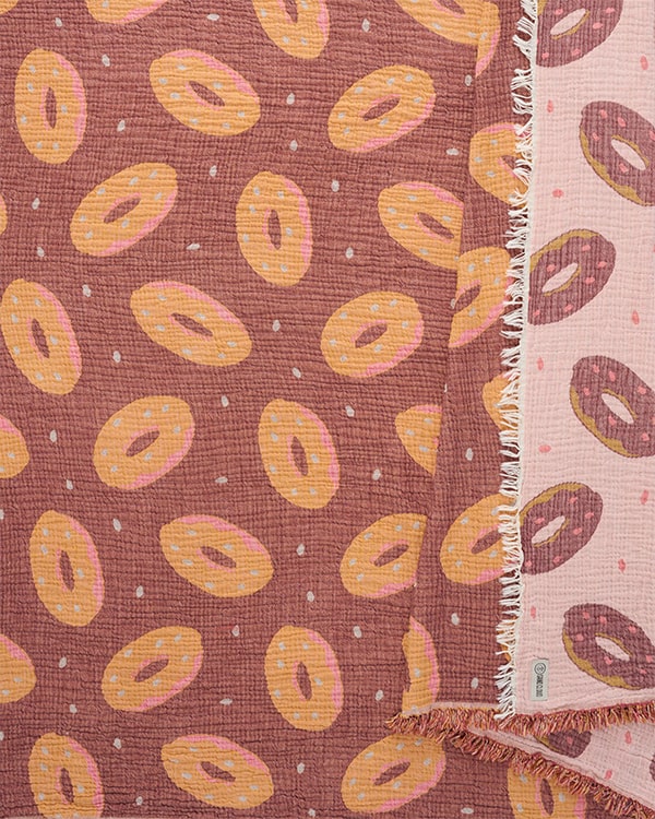 Donuts - PARTY BLANKET - Image 4