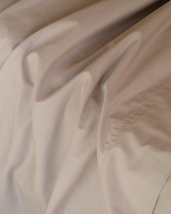 Alternative view of Signature Percale Solid Flat Top Sheet Beige