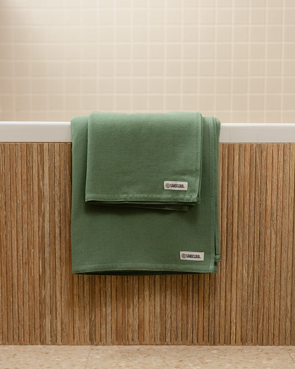 Alternative view of Terra Fringeless XL Bath Bundle - Hedge Green