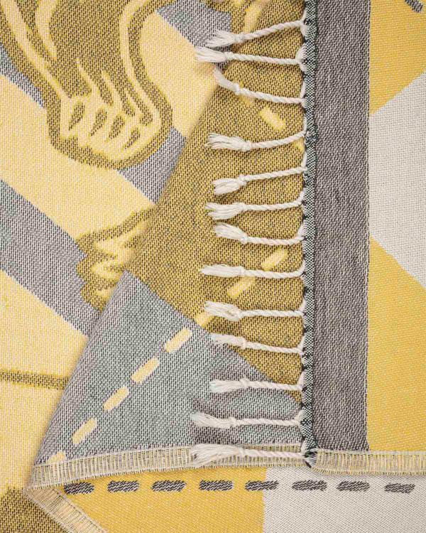 Hufflepuff Crest Blanket - Image 7